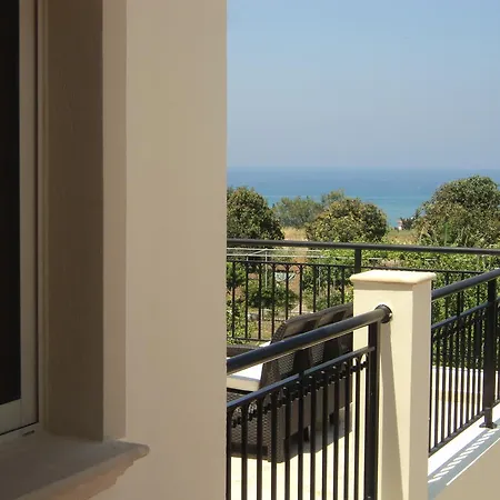 Citrus Grove * Argaka